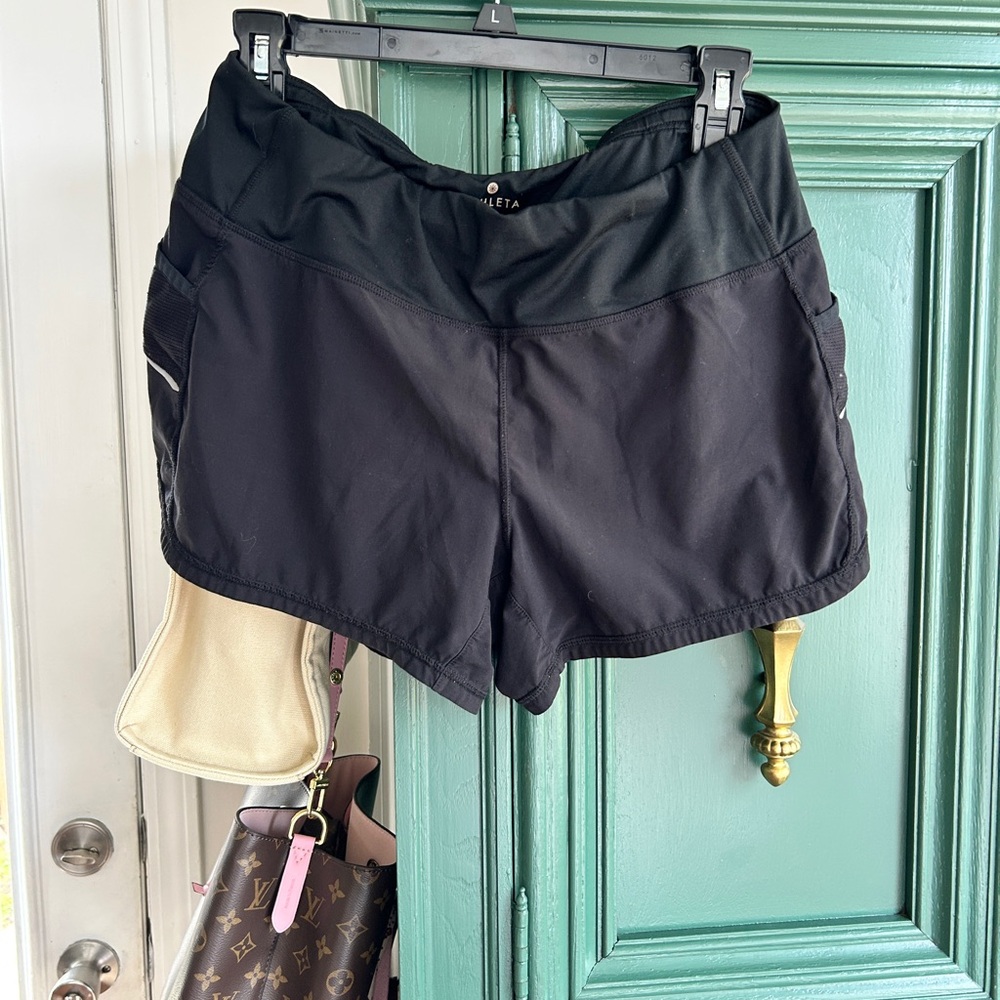 Athleta Women's Black Athletic Shorts